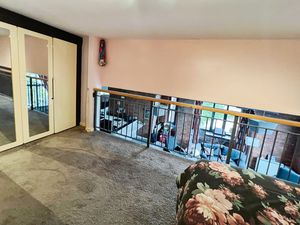 Bedroom- click for photo gallery